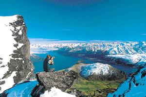 Lake Wakatipu in Queenstown